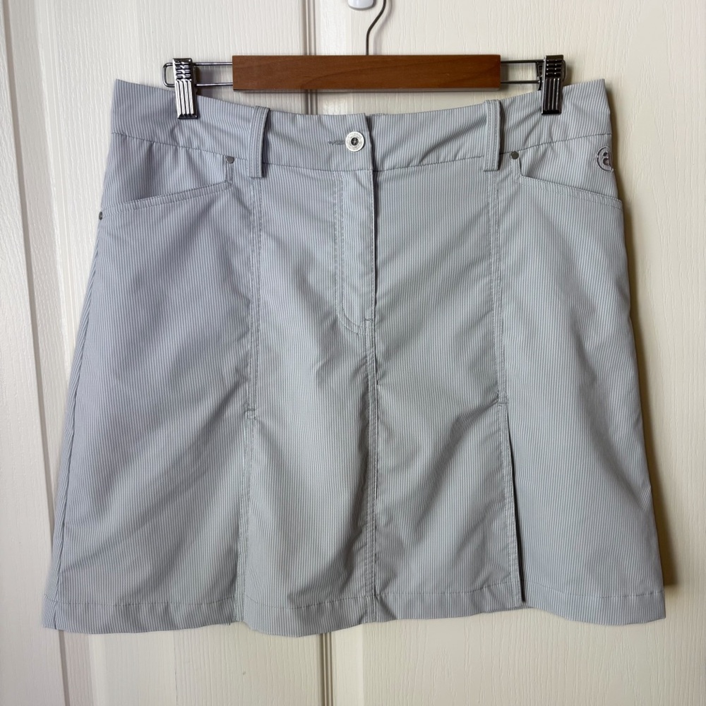 Abacus Gray & White Stripe Golf Skort Pleated Built-In Shorts Size 10